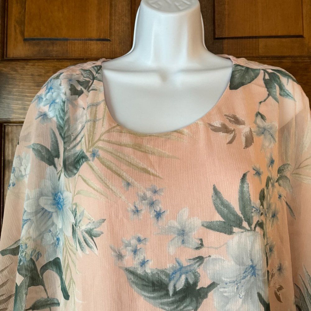 AGB Peach w/Flowers & Leaves Chiffon Overlay w/Attached Tank Medium - Picture 3 of 12